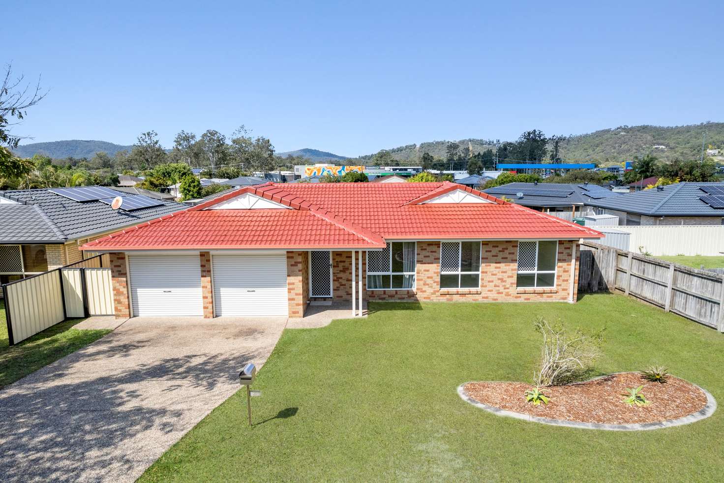 Main view of Homely house listing, 32 Holly Cres, Windaroo QLD 4207