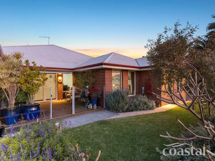 Second view of Homely house listing, 9 Lookout Vsta, Singleton WA 6175