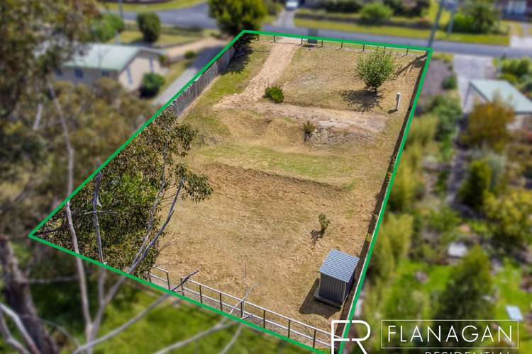 33 Lawry Heights, St Helens TAS 7216