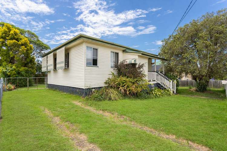 32 Stuart St, Eastern Heights QLD 4305