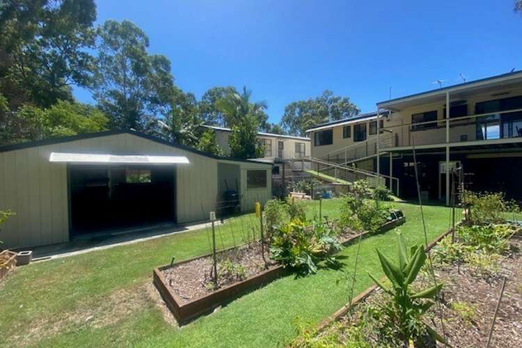 13 Alkira St, Macleay Island QLD 4184