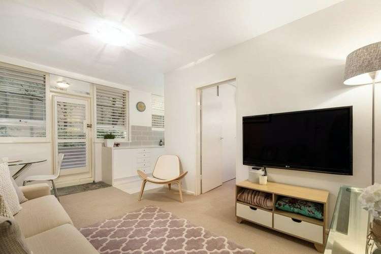 Main view of Homely apartment listing, Unit 11/86 Ruskin St, Elwood VIC 3184