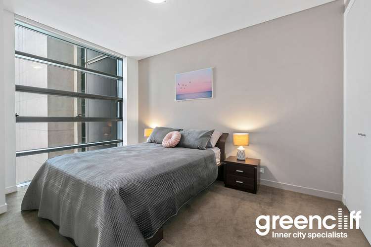 Third view of Homely apartment listing, 101 Bathurst St, Sydney NSW 2000