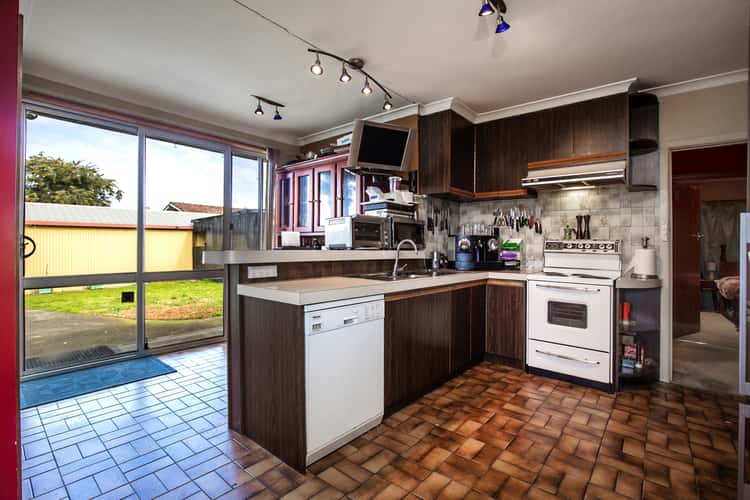 Fifth view of Homely house listing, 31 Macey Avenue, Avondale Heights VIC 3034