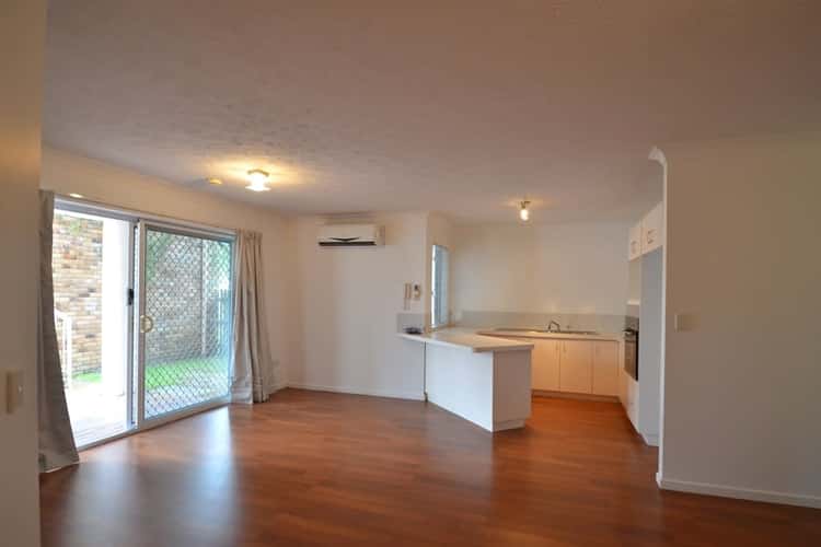 Third view of Homely unit listing, 1/39 Belgrave Street South, Balmoral QLD 4171