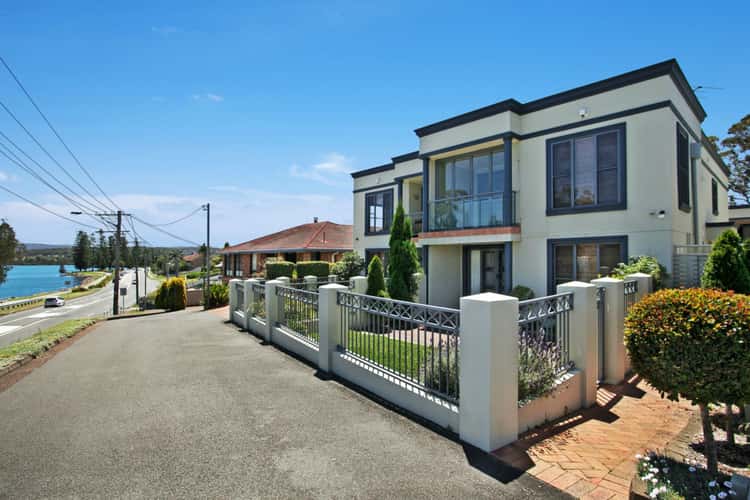 Main view of Homely unit listing, 2/222 The Esplanade, Speers Point NSW 2284