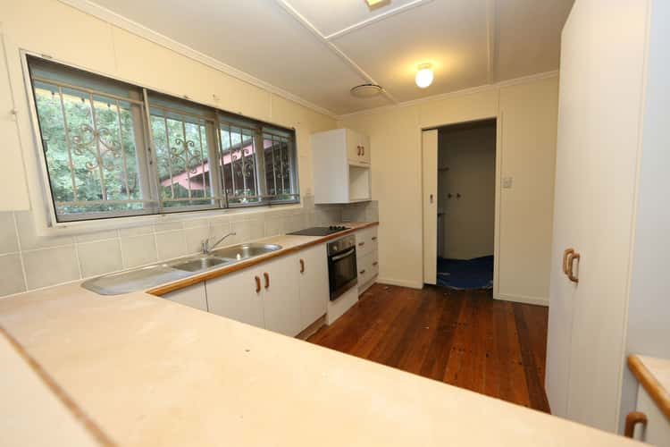 Fourth view of Homely house listing, 35 Casmaria Street, Mansfield QLD 4122