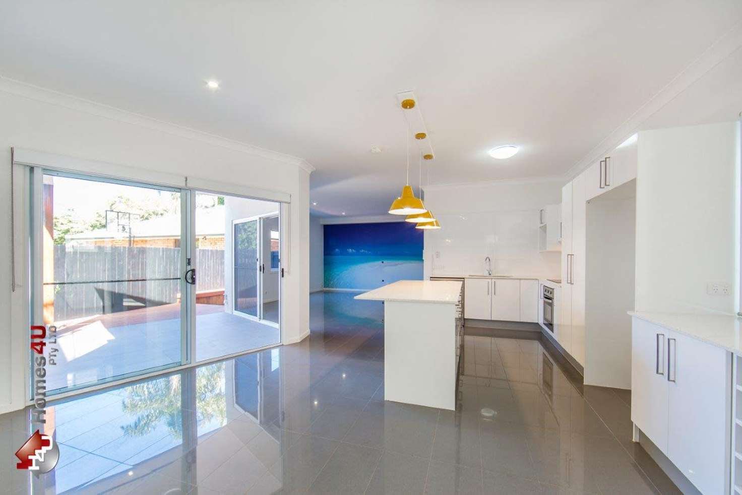 Main view of Homely unit listing, 5/10 Thompson Crescent, Clontarf QLD 4019
