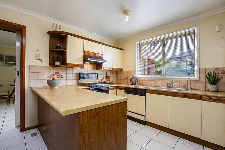Sixth view of Homely house listing, 7 Coral Court, Avondale Heights VIC 3034
