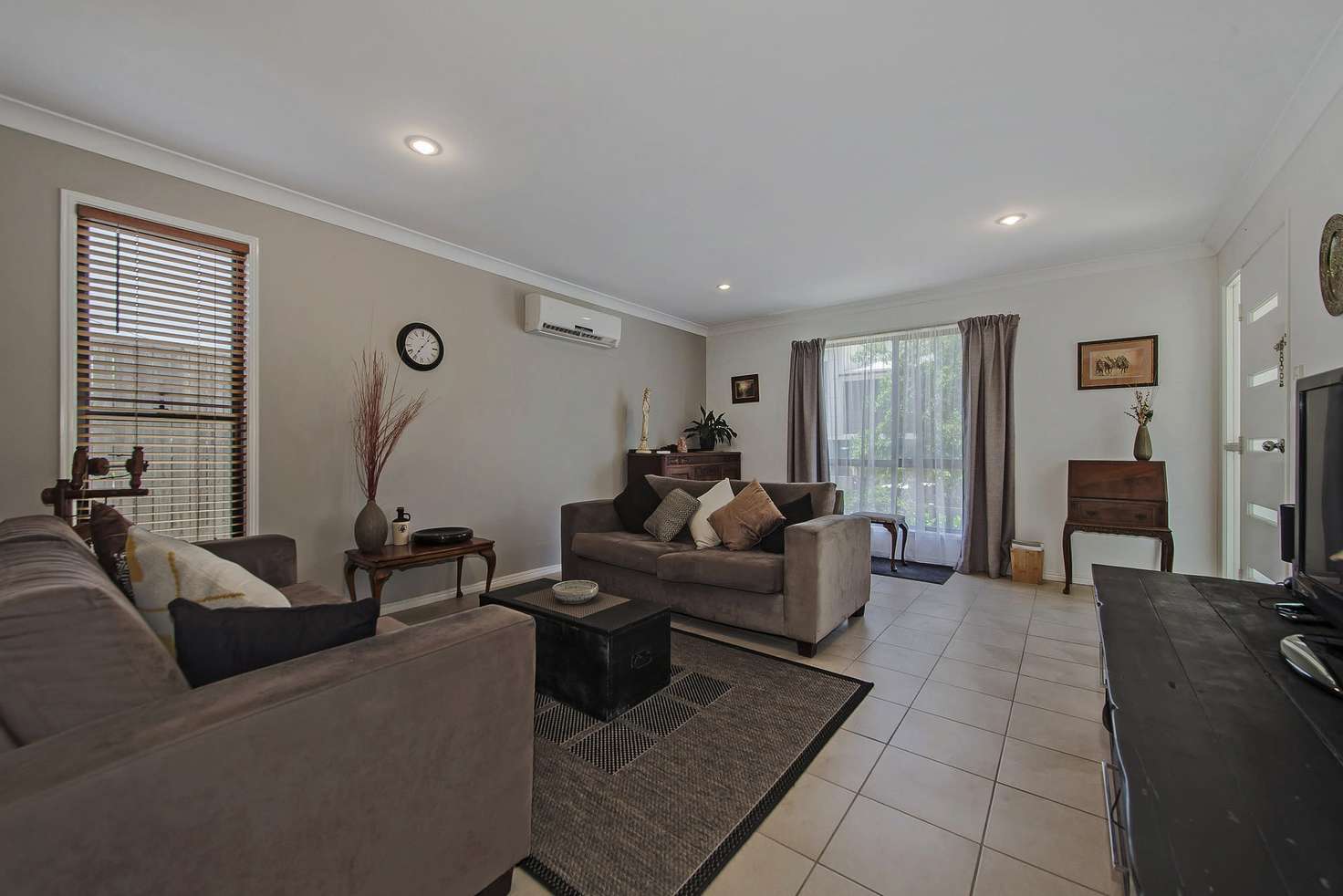 Main view of Homely townhouse listing, 83 Tarana St, Camp Hill QLD 4152