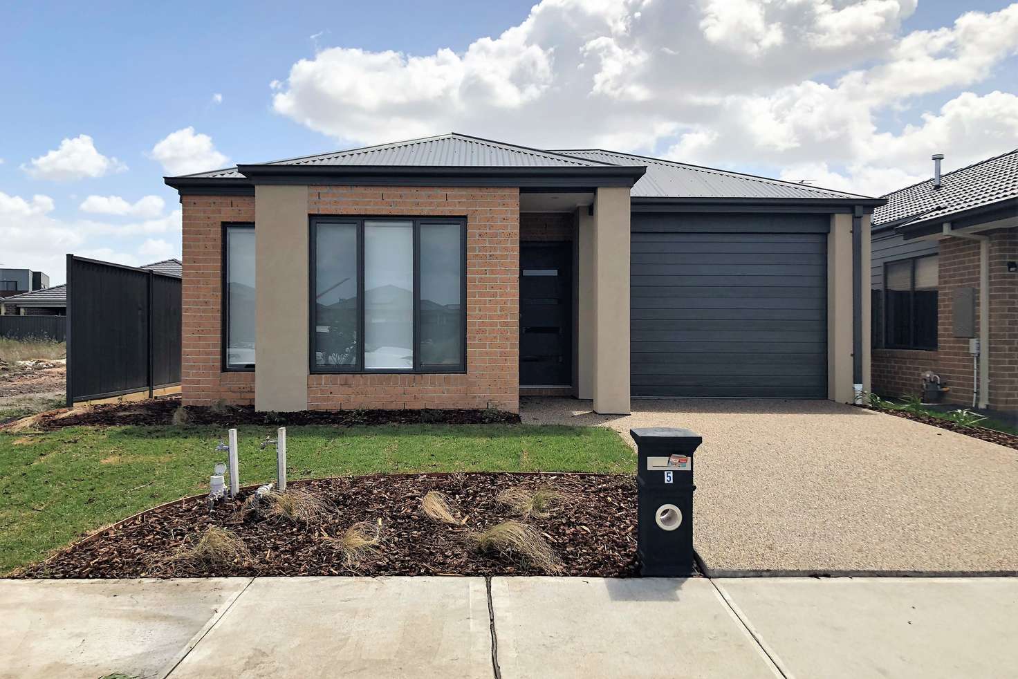 Main view of Homely house listing, 5 Nellburn Terrace, Cranbourne East VIC 3977