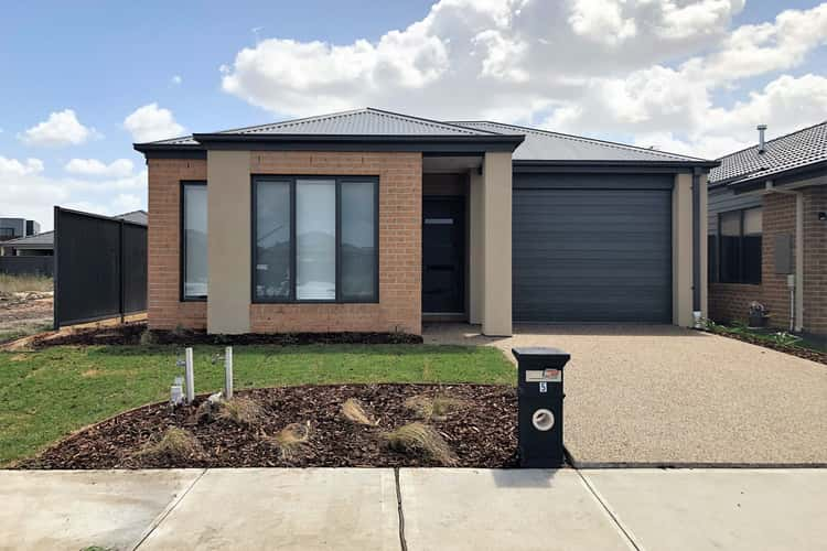 Main view of Homely house listing, 5 Nellburn Terrace, Cranbourne East VIC 3977