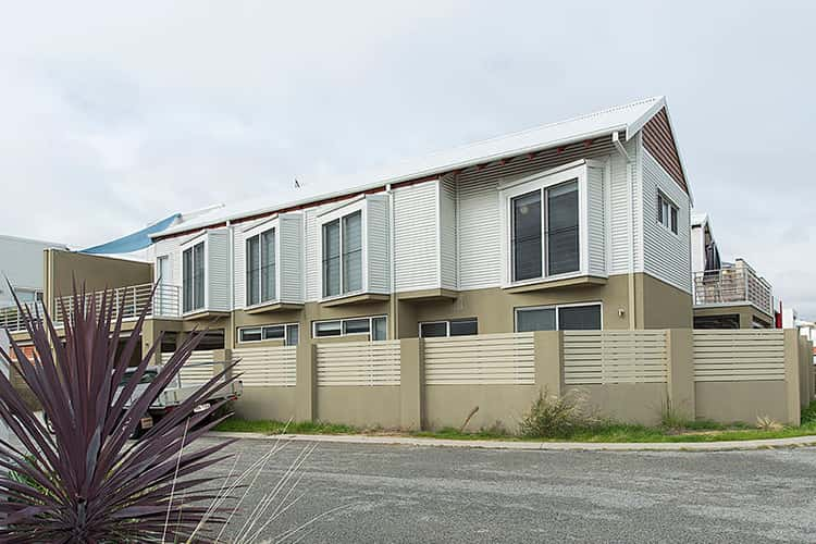 Second view of Homely townhouse listing, 3 Kildare Link, Beaconsfield WA 6162