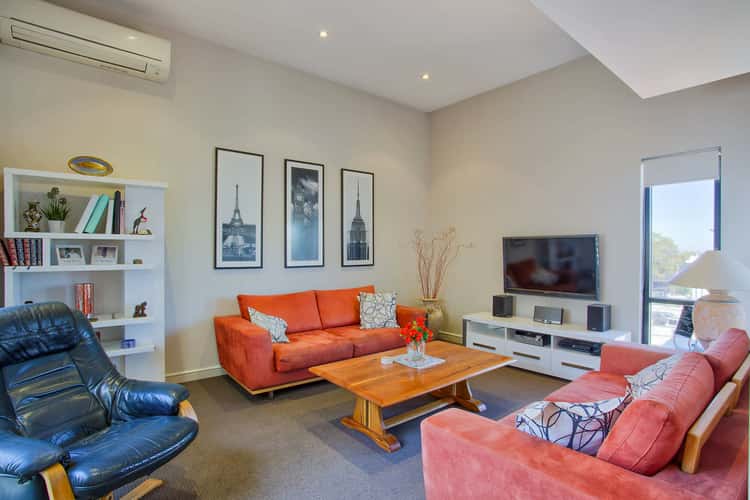Main view of Homely apartment listing, 4/40 Waddell Rd, Bicton WA 6157