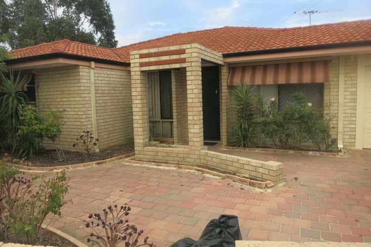 Second view of Homely house listing, 4 Thicket Circuit, Banksia Grove WA 6031
