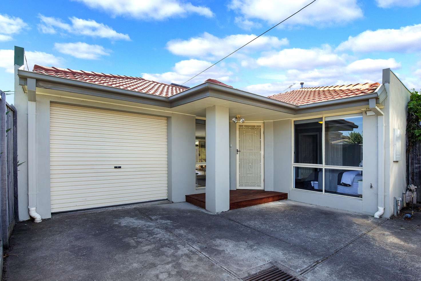 Main view of Homely unit listing, 2/12 Doyle Street, Avondale Heights VIC 3034