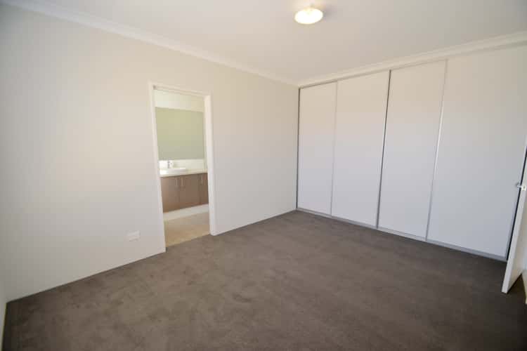 Fifth view of Homely villa listing, 2/203 William St, Beckenham WA 6107