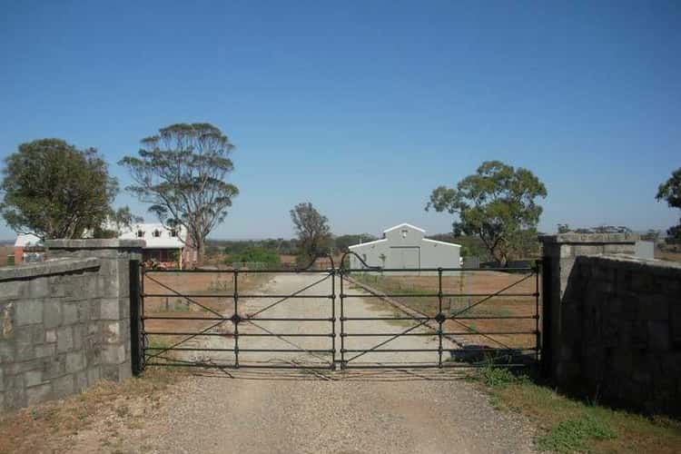 Second view of Homely house listing, 2 Garrard Court, Exford VIC 3338