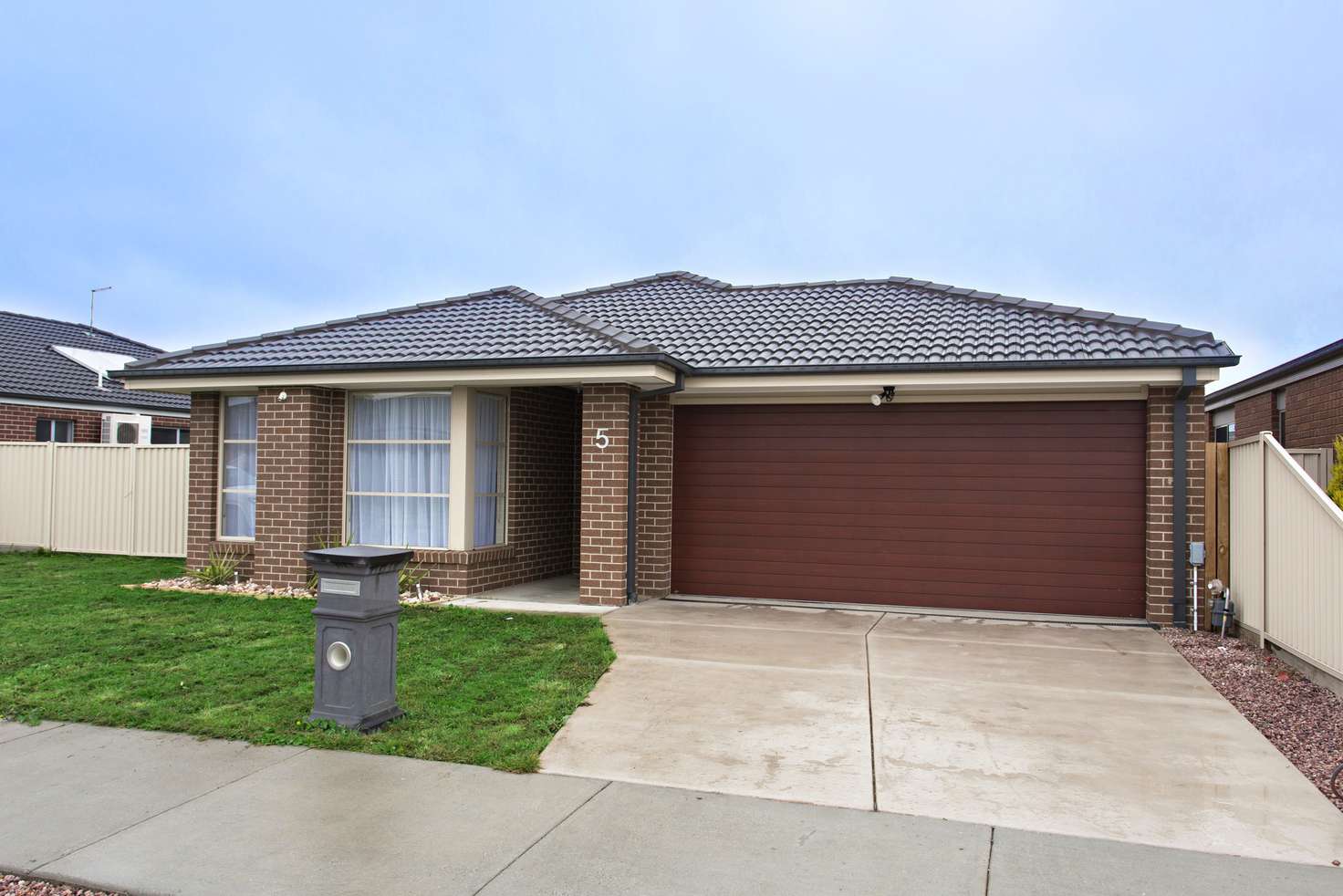 Main view of Homely house listing, 5 Ascot Gardens Dr, Delacombe VIC 3356