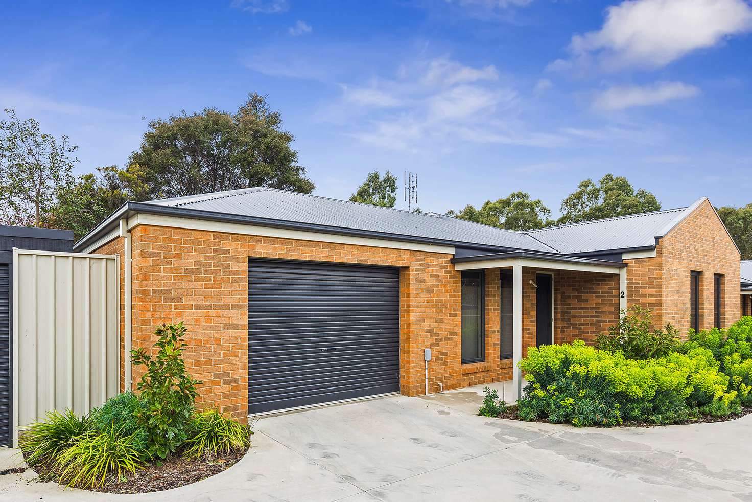Main view of Homely townhouse listing, 2/44 Neil Street, Kangaroo Flat VIC 3555