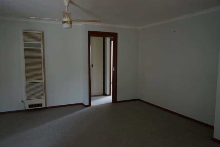 Second view of Homely unit listing, 1/20 Echuca Road, Mooroopna VIC 3629
