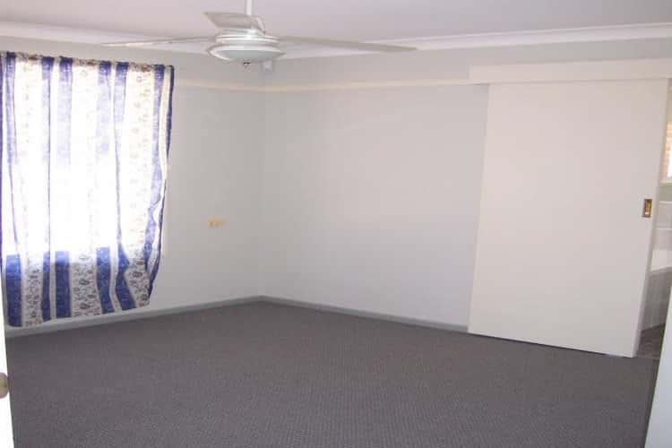 Fifth view of Homely semiDetached listing, 2/129 Gladstone Road, Coalfalls QLD 4305