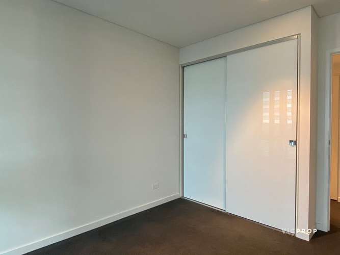 Fifth view of Homely apartment listing, xx02/81 South Wharf Drive, Docklands VIC 3008