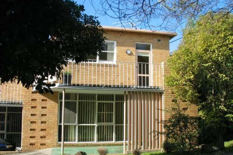 Main view of Homely townhouse listing, 1/68 Banksia Street, Heidelberg VIC 3084