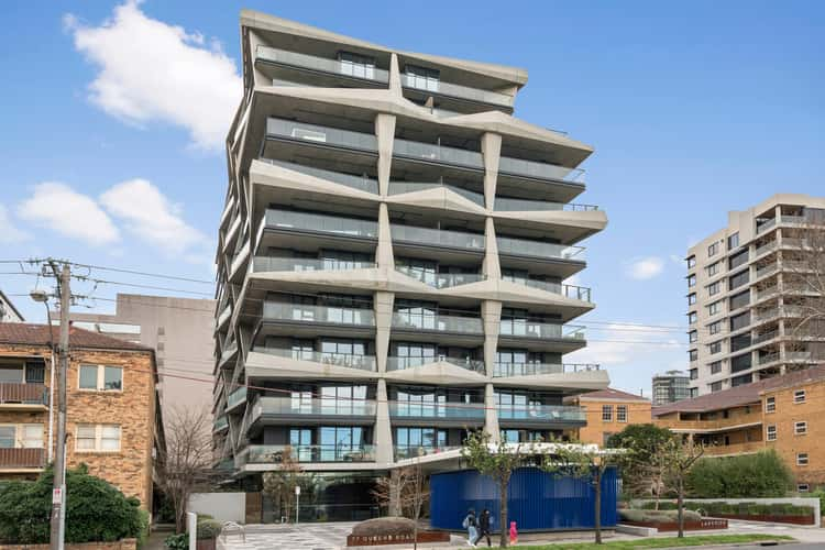 1008/77 Queens Road, Melbourne VIC 3004