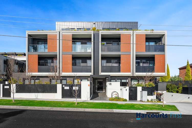 Main view of Homely apartment listing, 203/18 Hamilton Street, Bentleigh VIC 3204