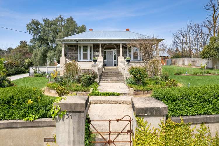 31 Service Street, Clunes VIC 3370