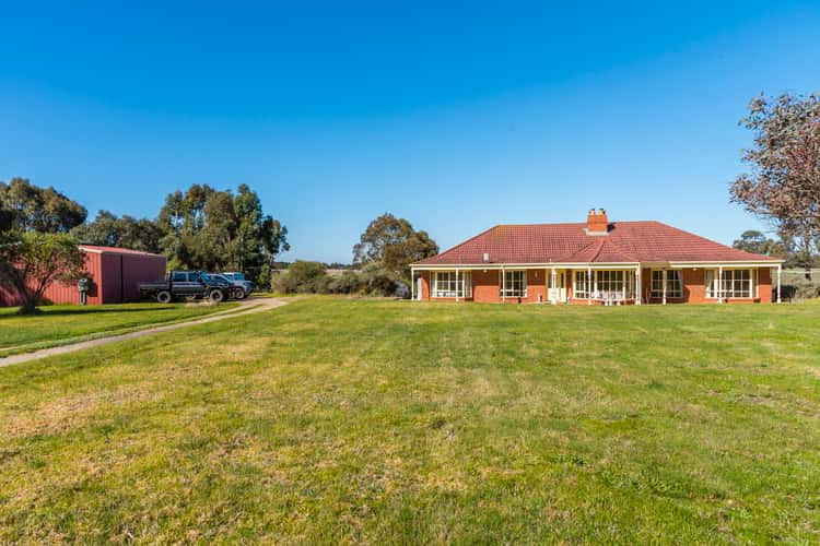 110 Stokes Lane West, Riddells Creek VIC 3431