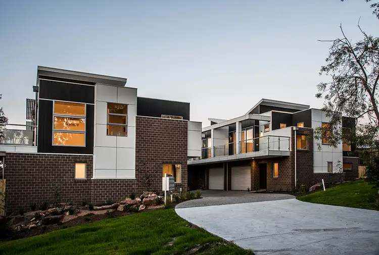 7 Erinvale Close