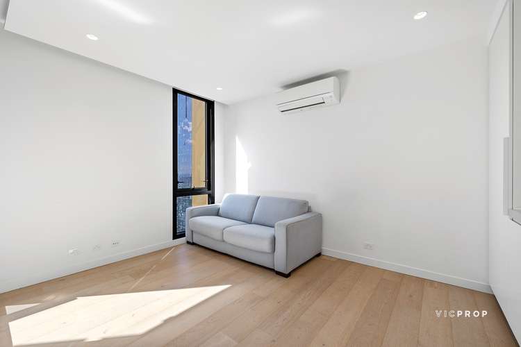 Fifth view of Homely apartment listing, 4102/81 Abeckett Street, Melbourne VIC 3000