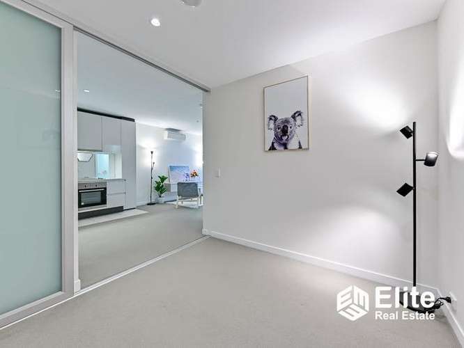 Fifth view of Homely apartment listing, 2302/639 Lonsdale Street, Melbourne VIC 3000
