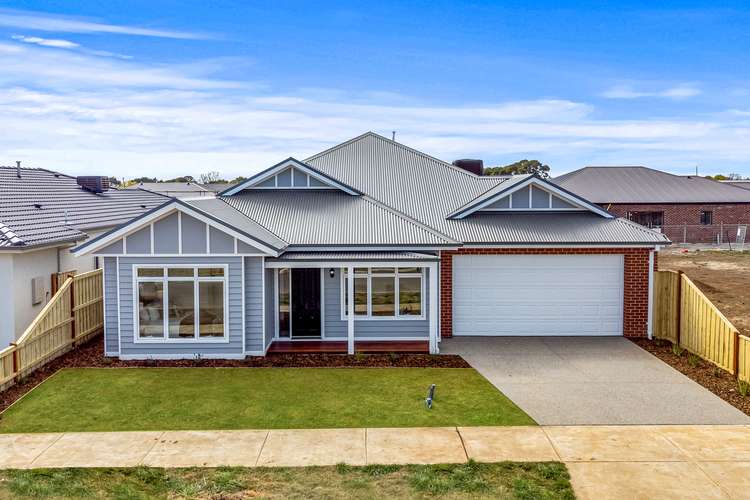 5 Maloney Road, Gisborne VIC 3437