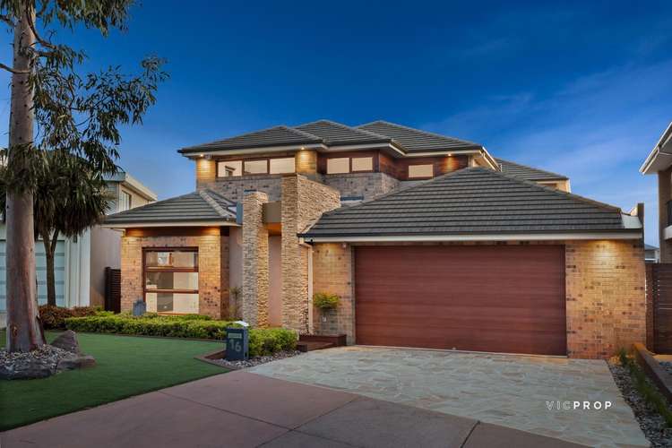 Main view of Homely house listing, 16 Seaview Point, Sanctuary Lakes VIC 3030