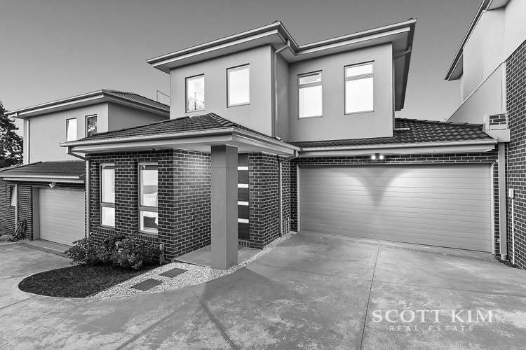 Main view of Homely townhouse listing, 2/3 Hume Court, Ashwood VIC 3147