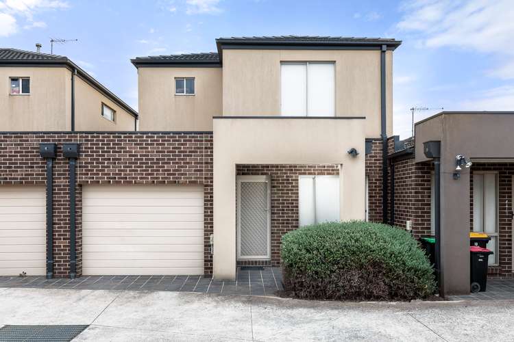 Main view of Homely townhouse listing, 5/12 Fishburn Grove, Harkness VIC 3337