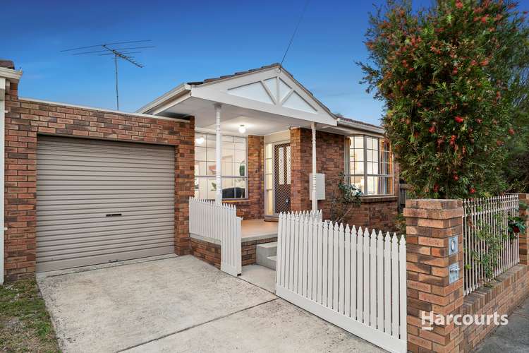 Main view of Homely unit listing, 72 Axford Crescent, Oakleigh South VIC 3167