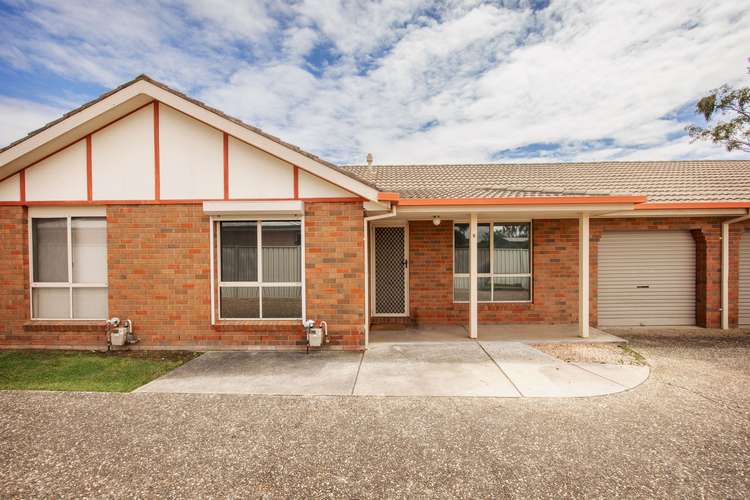 Main view of Homely townhouse listing, 2/730 Lavis Street, East Albury NSW 2640