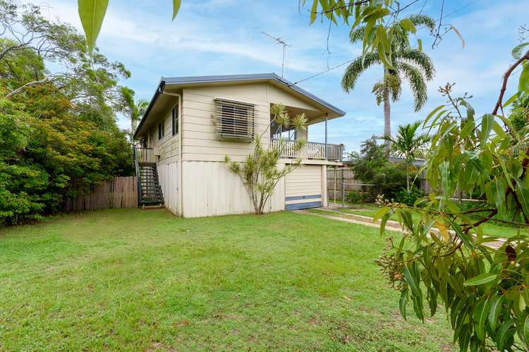 26 Egan Avenue, Beachmere QLD 4510