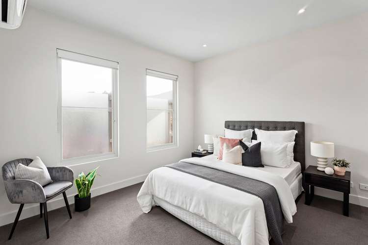 Fifth view of Homely apartment listing, 6/32 Bay Street, Brighton VIC 3186
