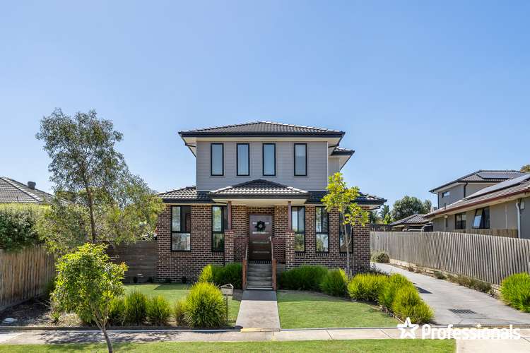 Main view of Homely townhouse listing, 1/35 Phyllis Street, Bayswater VIC 3153