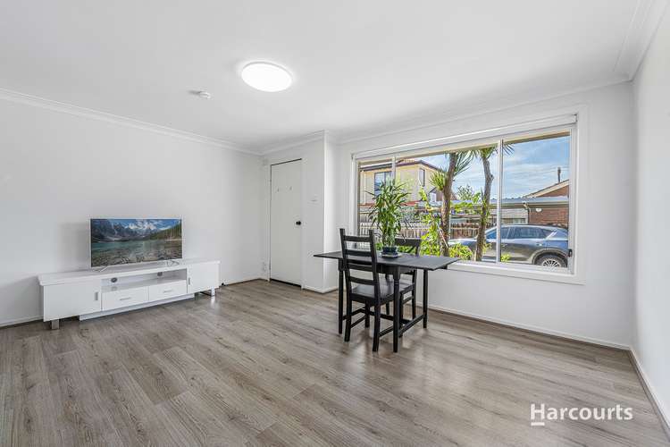 2/13 Oakes Avenue, Clayton South VIC 3169