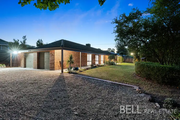 9 Mangans Road
