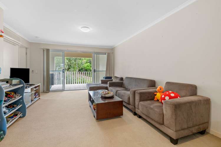 Main view of Homely unit listing, 17/38 Vincent Street, Indooroopilly QLD 4068