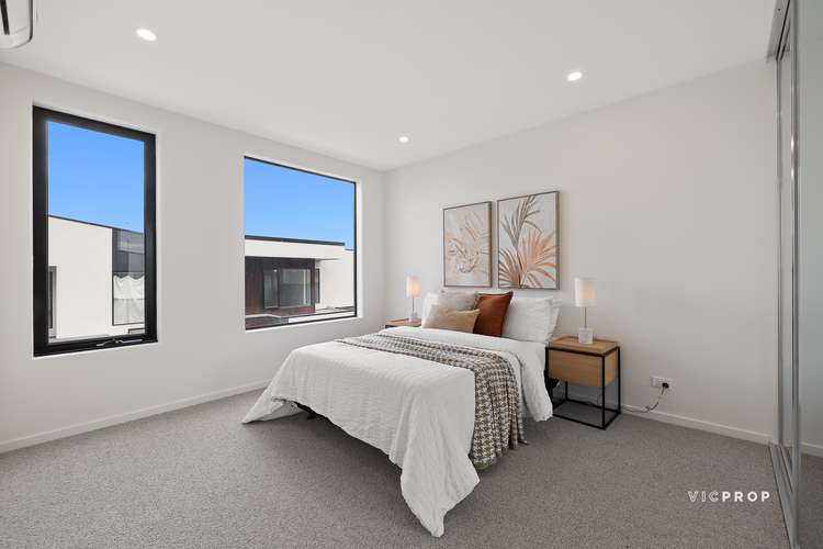 Third view of Homely townhouse listing, 4/325 Station Street, Box Hill South VIC 3128