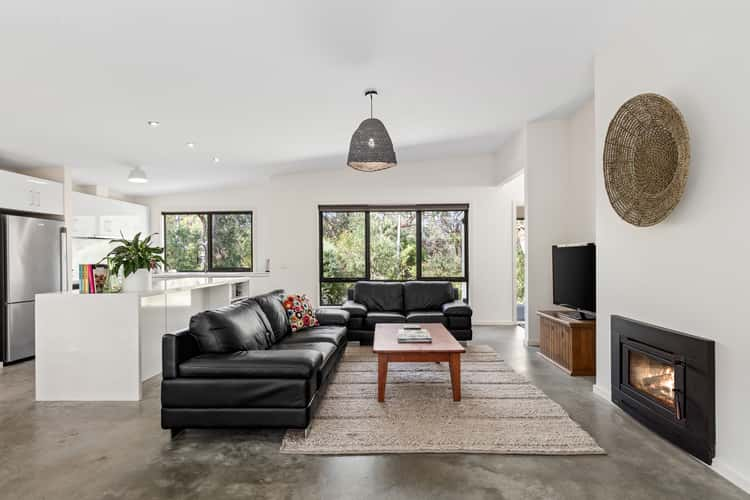 10 Holding Court, Anglesea VIC 3230