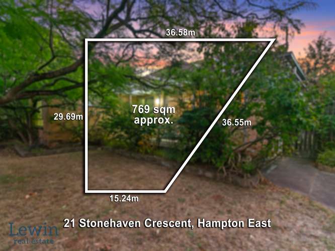 21 Stonehaven Crescent, Hampton East VIC 3188